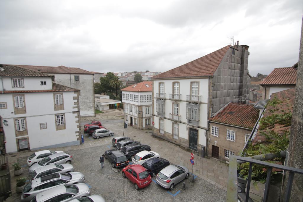 Albergue O Fogar De Teodomiro サンティアゴ・デ・コンポステーラ エクステリア 写真