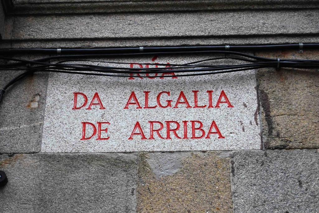 Albergue O Fogar De Teodomiro サンティアゴ・デ・コンポステーラ エクステリア 写真